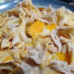 自家製さぬきうどんと肉 新橋甚三 - 肉たまぶっかけＲＥＤ（特大３玉）900円