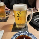 Wagyu Ue-Go Mesuu Shi To Jukusei Gyuushi Taniku Ya Ichiyuku - 生ビール