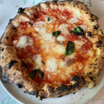 ア フェネステッラ - 