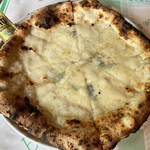 ア フェネステッラ - 