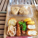 みつせ鶏本舗 - 鶏めしおにぎり&おかずセット