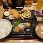 四ツ谷 魚一商店 - 特上ホタテづくし定食¥1280-