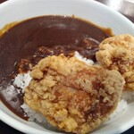 吉野家 - から揚げ黒カレー602円