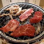 Yakiniku Horumon Kushiro Niku Sakaba Kinchan - 