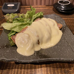 Jimotoya - 低温豚のチーズカツ