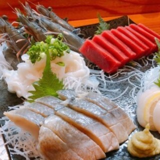 本日のおすすめ！お刺身の盛り合わせ！