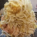 山次郎 - 豚大ダブル(にんにく野菜あぶらマシマシ)