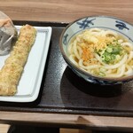 宮武讃岐うどん - かけ（並）ちくわ天ぷら　鮭おにぎり