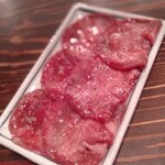 亀戸ホルモン - 牛タン塩1680円