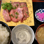 Yamagata Gyuu Suteki Ando Yakiniku Kakashi - 山形牛上焼肉定食