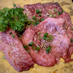 Yamagata Gyuu Suteki Ando Yakiniku Kakashi - 山形牛上焼肉アップ