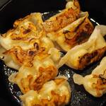 卓 - 島唐辛子ギョウザその２