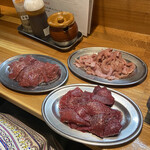 肉問屋直営 食肉市場 とんちゃん焼肉 大王 - 