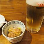 卓 - 付け出し、ビール