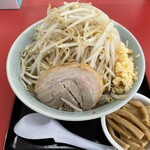 ラーメン もっけだの - 『ラーメン普通ニンニクヤサイマシマシ』+メンマ