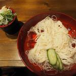 卓 - 冷やしソーメン