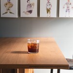 safn゜ - 店内にはあらゆる所に現代アートが展示されているので鑑賞しながらゆっくりとお過ごしできます。