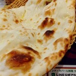 インド・ネパール料理 タァバン - ナン