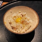 薪鳥新神戸 - 鳥そぼろと筍のご飯 + 卵 + うずらの卵