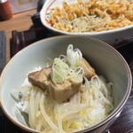 Jyuuwari Te Uchi Soba Soba Dokoro Dodo Momo - 豚角煮丼