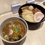 アンダーグラウンド ラーメン 頑者 - 