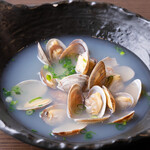 Sake Steamed Clam