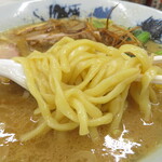 らーめん松 - 麺