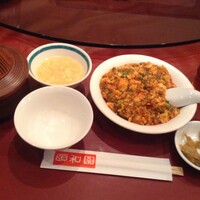 個室中華 頤和園 溜池山王店 - 
