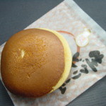 ベルハウス - こんがりした生地です