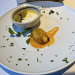 アンティキ・サポーリ - 前菜：春のズッキーニのブラータチーズ詰め、リコッタチーズ