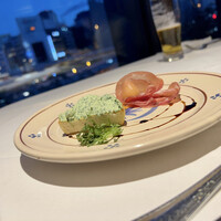 アンティキ・サポーリ - 前菜：リコッタとカラシナのブルスケッタ、カポコッロ