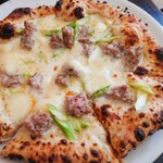 Pizzeria Vento e Mare - サルシッチャアスパラ