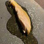 sincere - 先日のフレンチ、セザンのダニエルシェフのスペシャリテ、石井シェフの解釈で。鳥のモモ。日本人が、酔っ払い鳥をフレンチで解釈したら、此方は紹興酒でアプローチもかなり美味しい