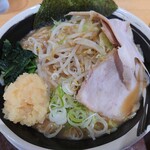 こだわり自家製麺 心心 - （家系）豚骨醤油ラーメン¥750　やさい増し¥100　