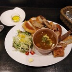 Jura - スパイシー特製カレーランチ