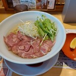 からみそラーメン ふくろう - 冷やしタン塩ラーメン(大盛)