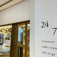 24/7 restaurant - 