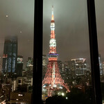 SkyBar&Dining Stellar Garden - 東京タワーの左は建設中で来年2023年完成の日本一の高さ330メートルのビル