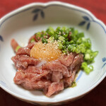 味楽苑 - 炙りユッケ 1650円