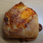 プチ・ポンレヴェック - レッドチェダーチーズのパヴェ