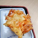 Nishishinjuku Gochoume Eki Sobaya - かき揚げは別皿提供です
