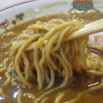 Daikokuan Honten - 自家製の中太ちぢれ麺。
      
      ウェーブが強めで、舌触り、歯応えが良く、
      
      コシの強い美味しい麺でした。
      
      
      