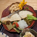 うめむら - 鰆の塩焼き、おばんざい