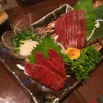 Gochisou Koshitsu Izakaya Tamatebako - 馬刺し