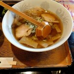一福 - ラーメン  醤油  ( ちぢれ麺 )