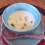 Fuuju - 先ずはランチのスープが運ばれてきました、この日のスープは濃厚なポタージュスープでしたよ