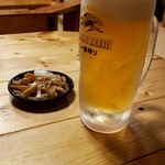 もん吉 - 生ビールとお通しのメンマ