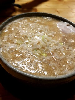 もん吉 - らーめん、味噌。麺量半分。でも多い！