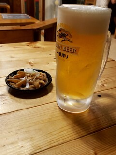 もん吉 - 生ビールとお通しのメンマ