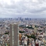 鮨処 銀座福助 - 新宿高層ビル街方面。